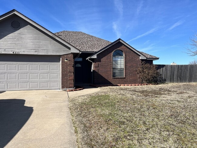 Building Photo - 4111 SW Wendy Dr Rental