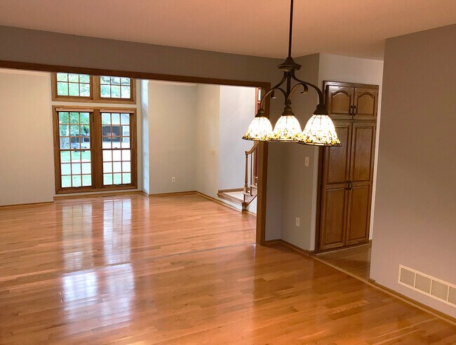 Photo - 12193 Lily St NW