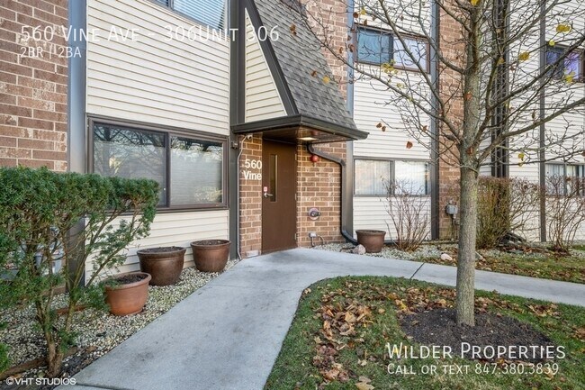 Photo - 560 Vine Ave Townhome
