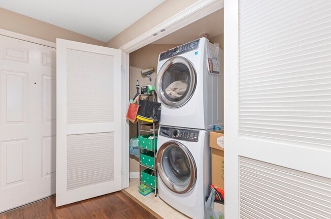 Photo - Richmond Unidad 2172Q