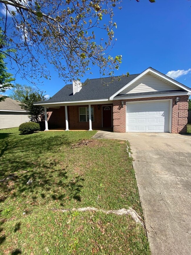 Photo - 204 Wembley Dr