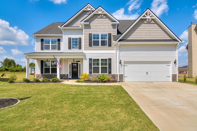 Photo - Available NOW MUST  see in McCoy's Creek