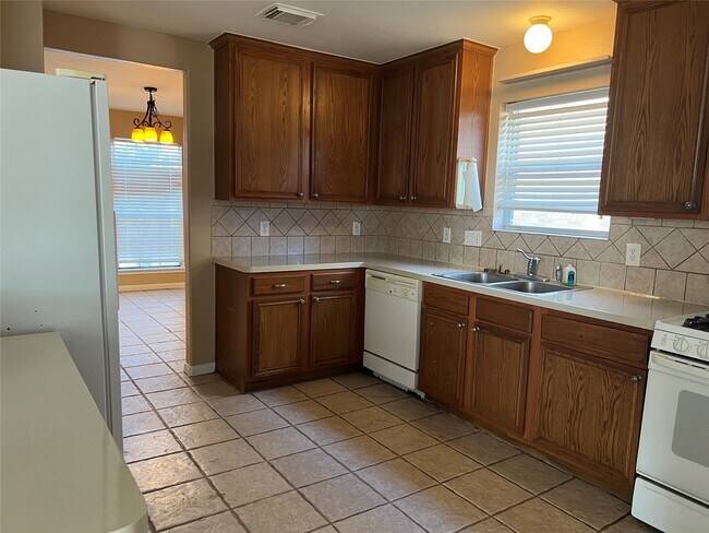 Photo - 3223 Amber Meadow Dr