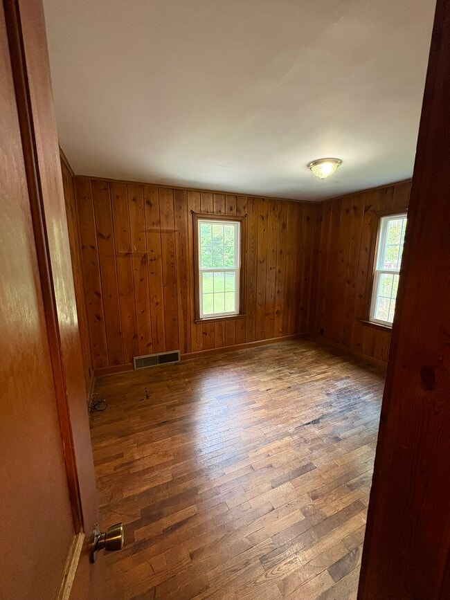 Photo - 805 N Monroe St