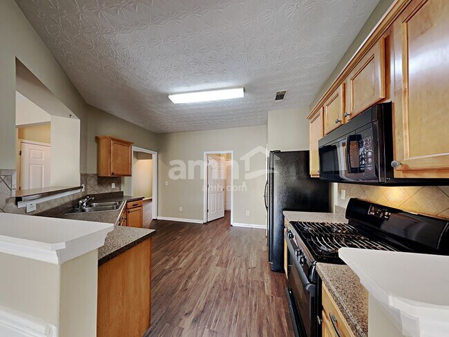 Photo - 4330 Annlette Dr NW