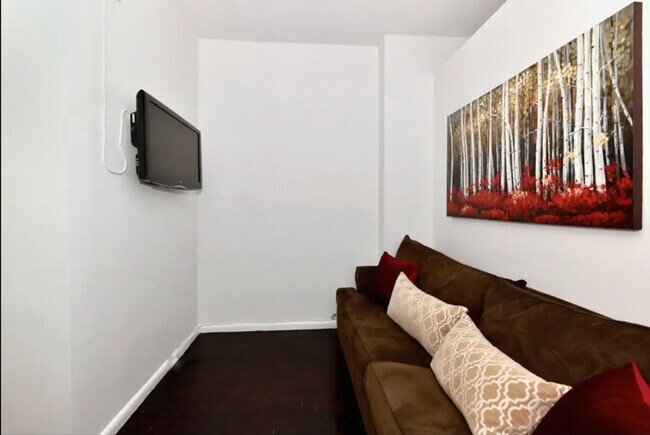 Photo - 498 9th Ave Unit ID1323969P