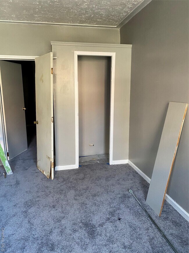 Photo - 769 E 223rd St Unit 1