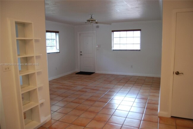 Photo - 270 S Melrose Dr