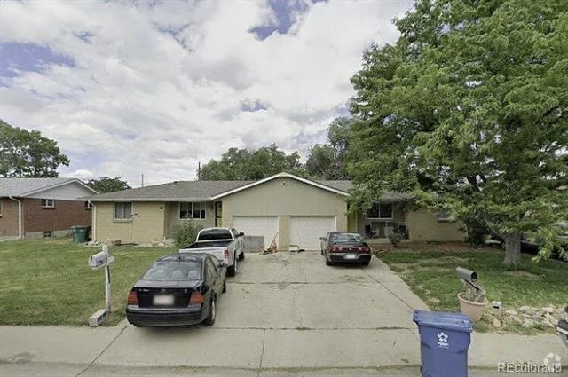Building Photo - 4585 Hoyt St Rental