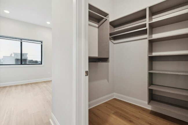 Photo - 2701 Tulip St Unidad 1