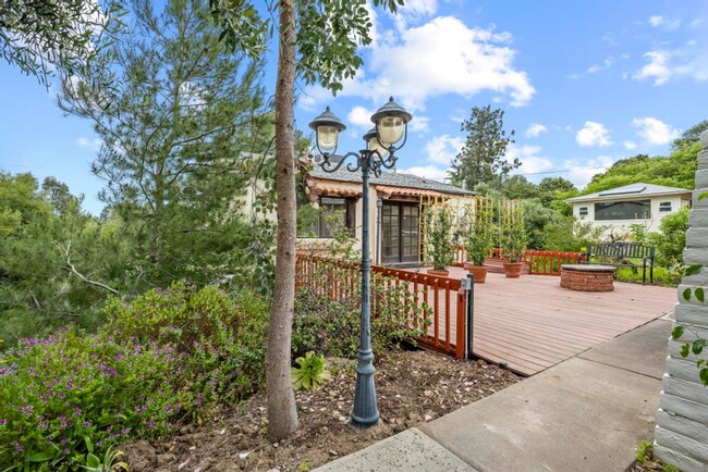 Cozy 2 Bed, 1 Bath Hideaway in Poway - Cozy 2 Bed, 1 Bath Hideaway in Poway House