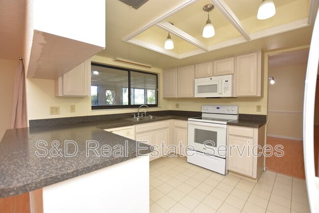 Photo - 1715 High Point Dr