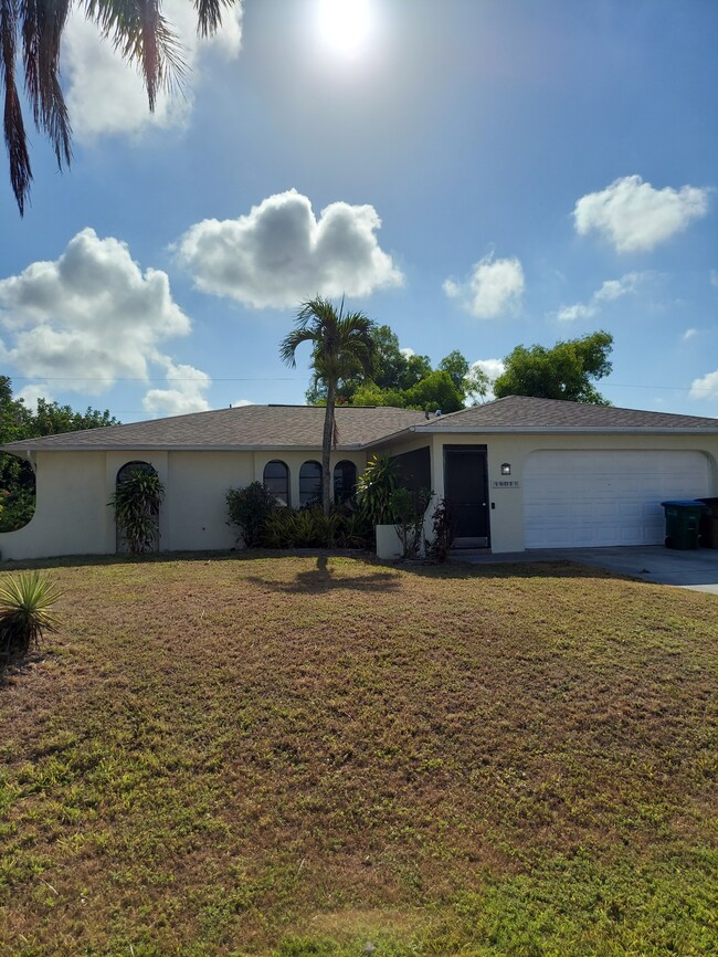 Photo - 801 SW 10th Pl House