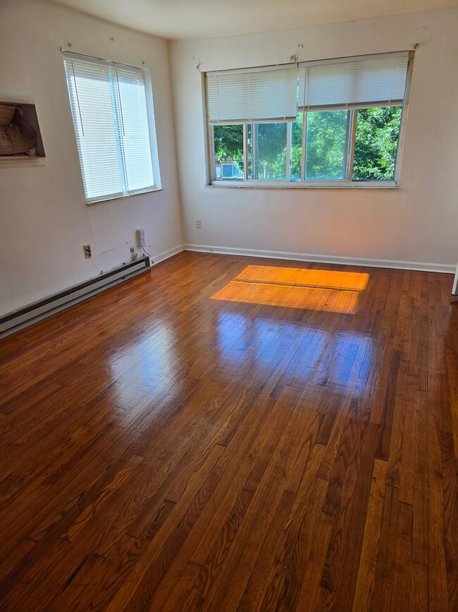Photo - 2517 Flanigan Ct Unit 4