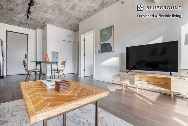 Photo - 751 N Hudson Ave Unit FL4-ID1039