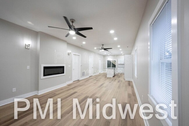 Photo - 20 Schiller St