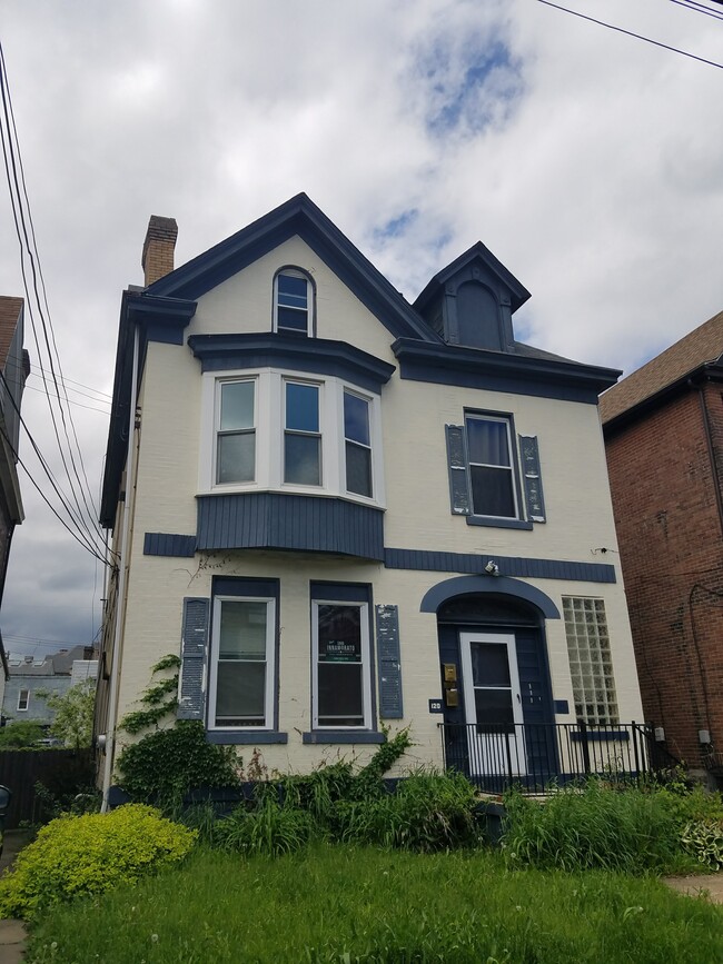 Building Photo - 120 S Graham St Unit 1