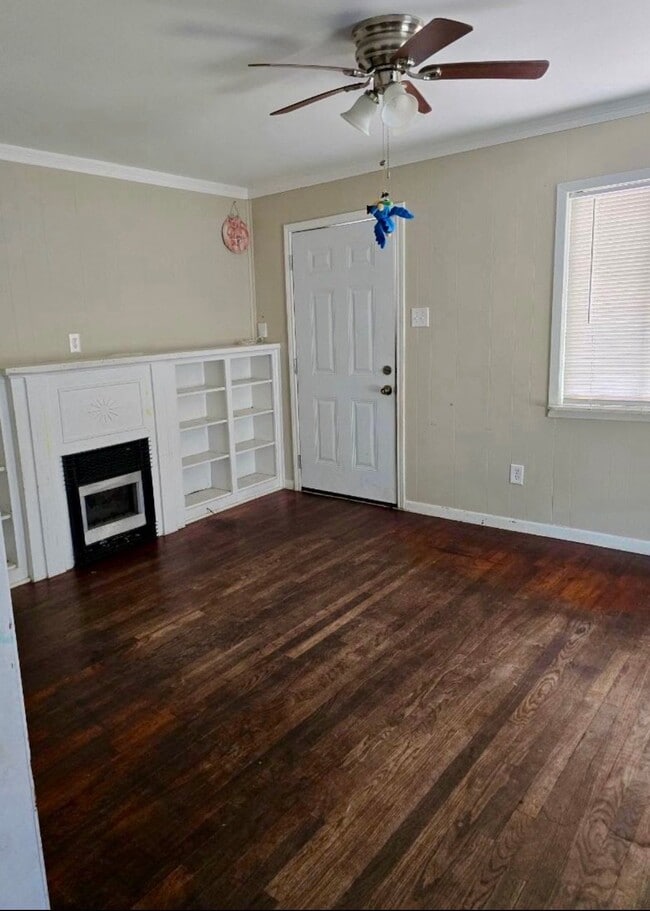 Photo - 415 Randall St