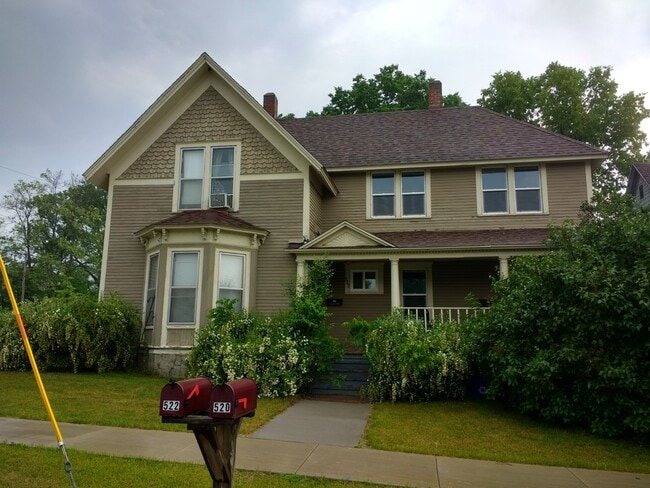 Building Photo - 522 Vine St Unit 522 vine