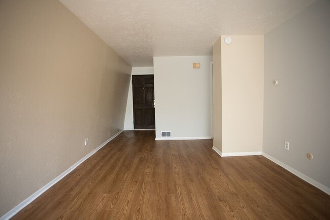 Photo - 604 Marine St Unit 4