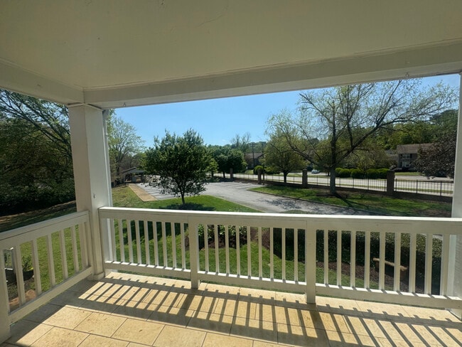 Photo - 925 Cleveland St