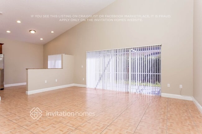 Photo - 20540 NW 7th St