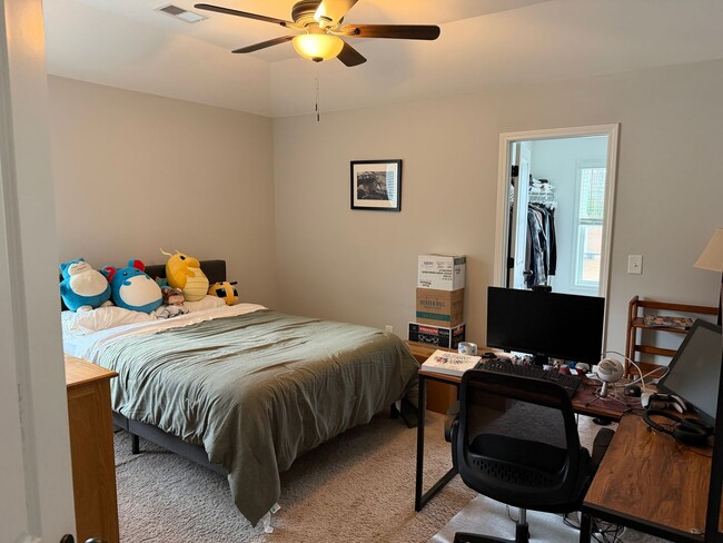 Photo - Wonderful Home in East Richland