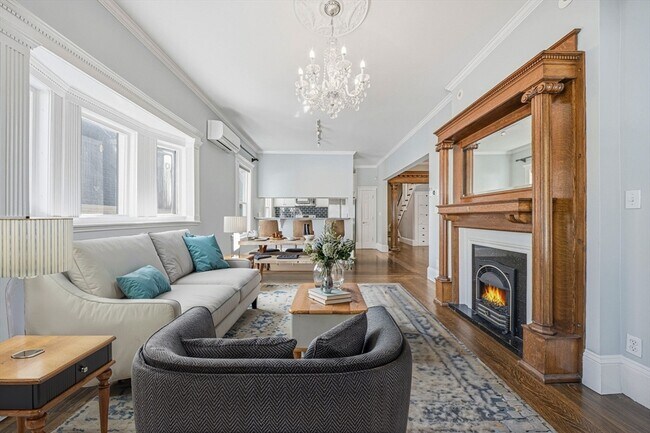 Building Photo - 33 Adams St Unit 1