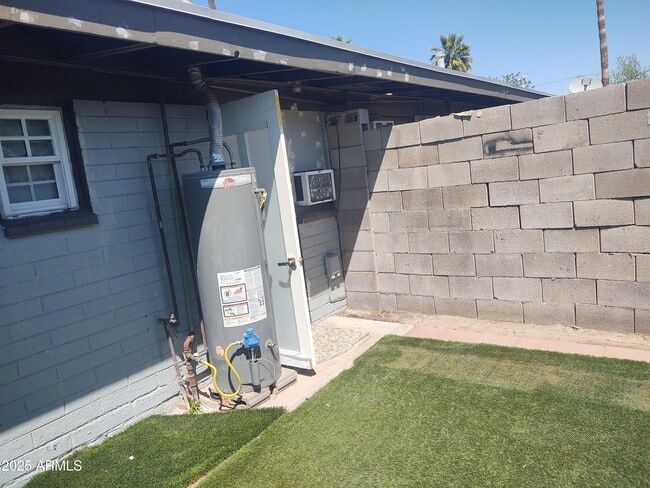 Photo - 1625 E Pinchot Ave