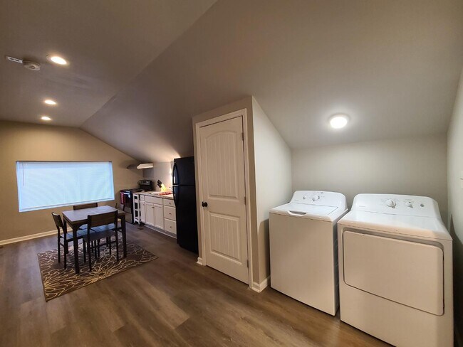 Photo - 106 Cartee Ave