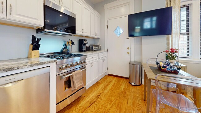 Photo - 185 Chestnut Hill Ave Unit 6