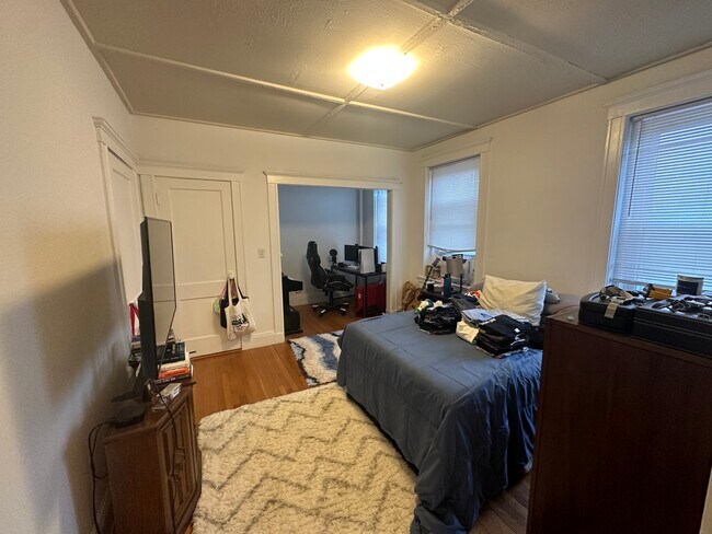 Photo - 63 Kilmarnock St