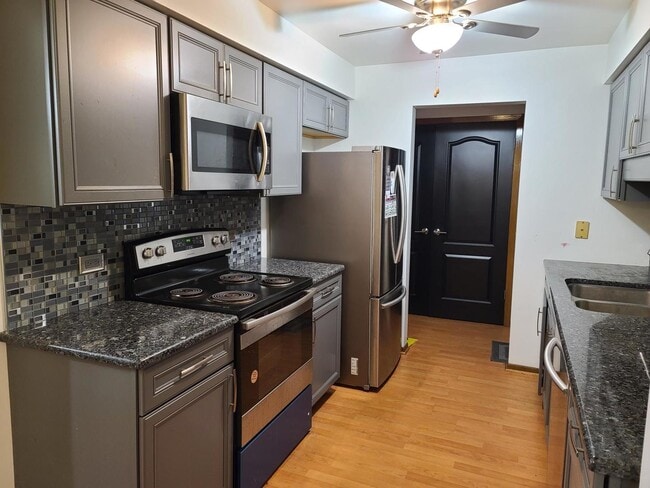 Photo - 817 Oakton St Unit 201