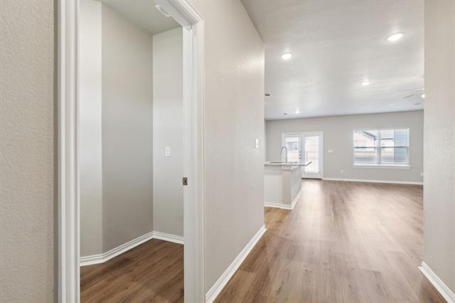 Photo - 820 Brookside Dr