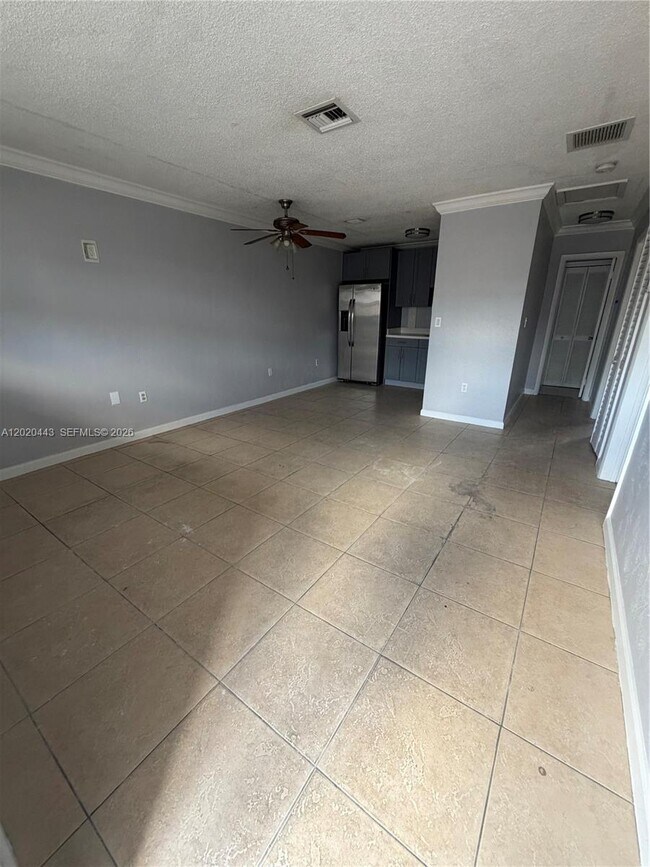 2924 NW 132nd Terrace Unidad 2