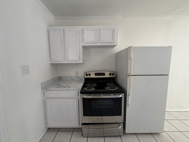Photo - "Cozy and Convenient 2-Bedroom Retreat in Edinburg – Your Perfect 840 sq. ft. Haven Awaits!"