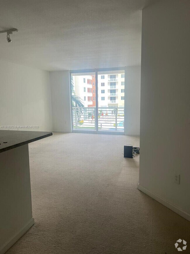 Building Photo - 2775 NE 187th St Unit 219 Rental