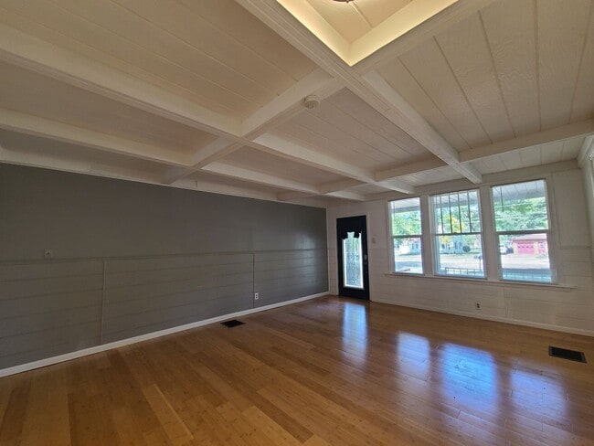 Photo - 460 W Napier Ave Unit Apt. 1
