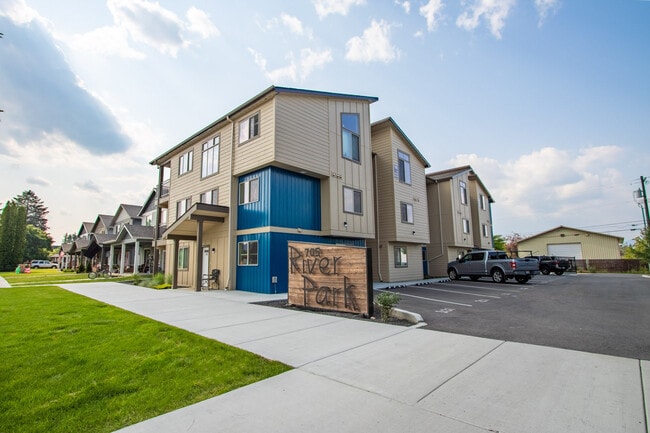 River Park - River Park & River Trail Rental