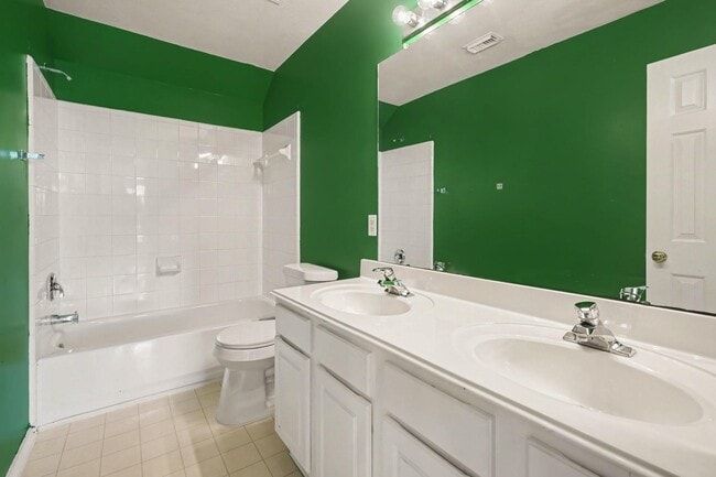 Photo - 1150 Andover Dr