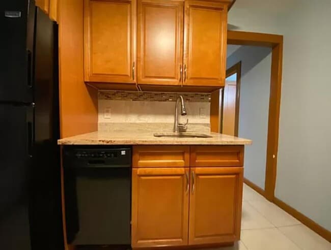 Photo - 21-04 29th Ave Unidad 3