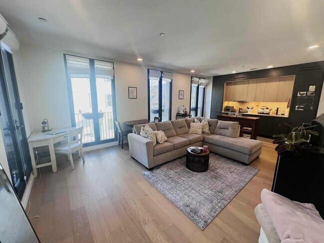 Photo - 9-11 Burney St Unit 202