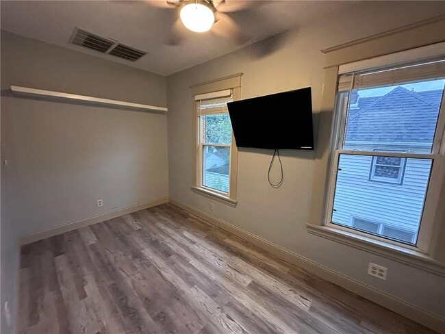Photo - 734 Sims Ave