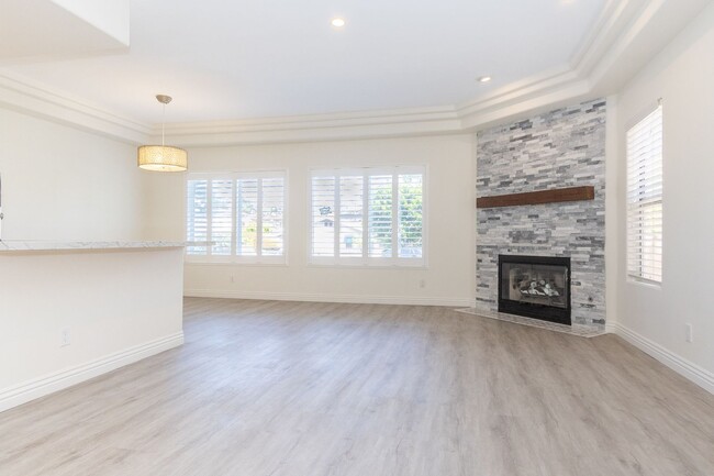 Photo - Modern Coastal 3 Bed/3 Bath Townhome w/ Rooftop Deck w/ Bay & Ocean Views in North Pacific Beach!