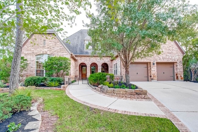 Building Photo - 7 Shearling Ct