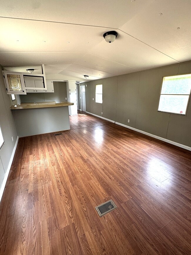 Photo - 330 Green Dragon Dr