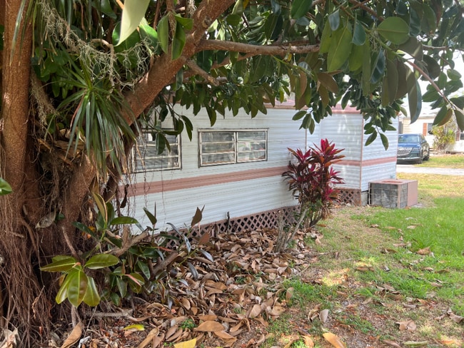 Photo - 1601 S Lake Reedy Blvd