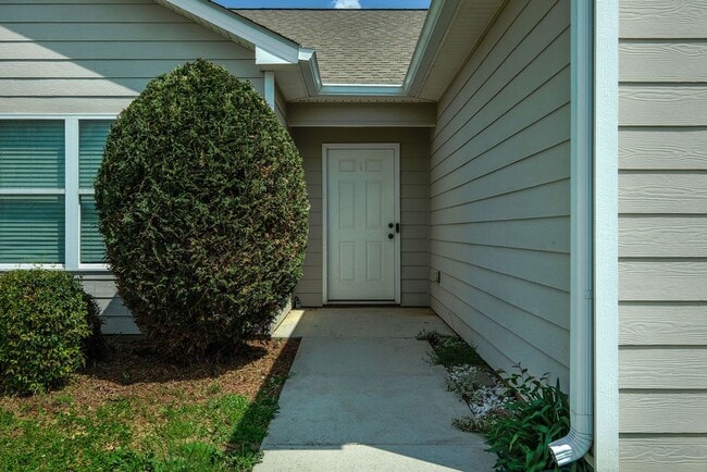 Photo - 77 Gray Field Ct