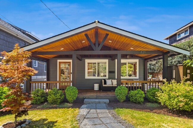 Building Photo - Modern Retreat in the Heart of Capitol Hil... Rental