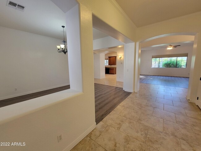 Photo - 6335 S Roanoke St